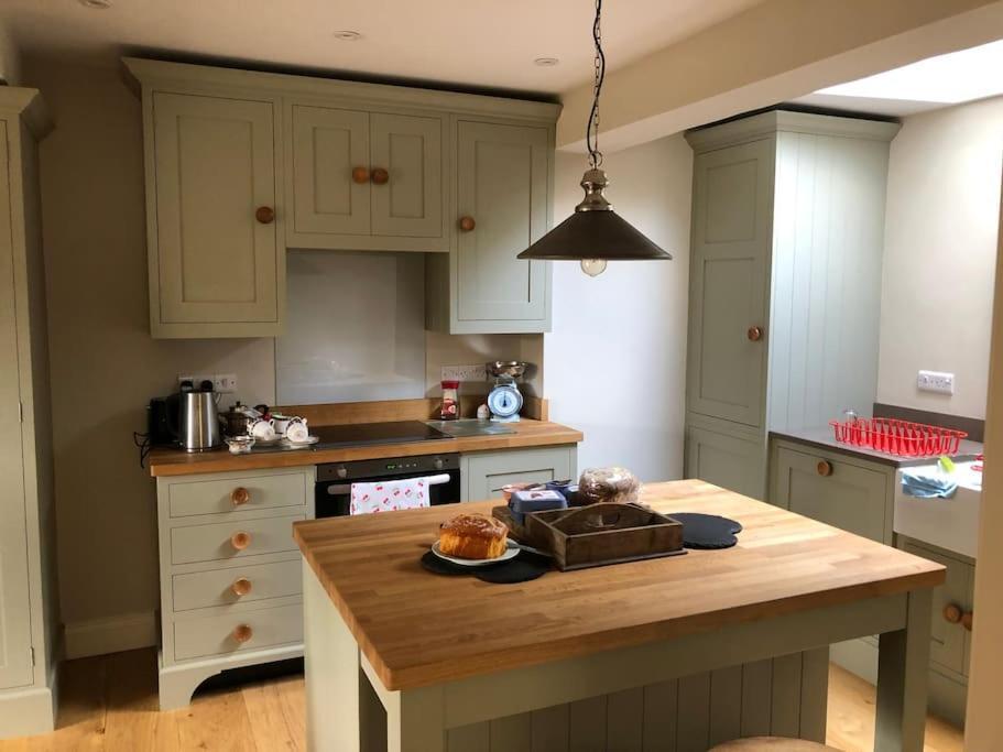 St Anthony'S, Bright Perkily Decorated 3 Bedroom House Ampleforth Esterno foto