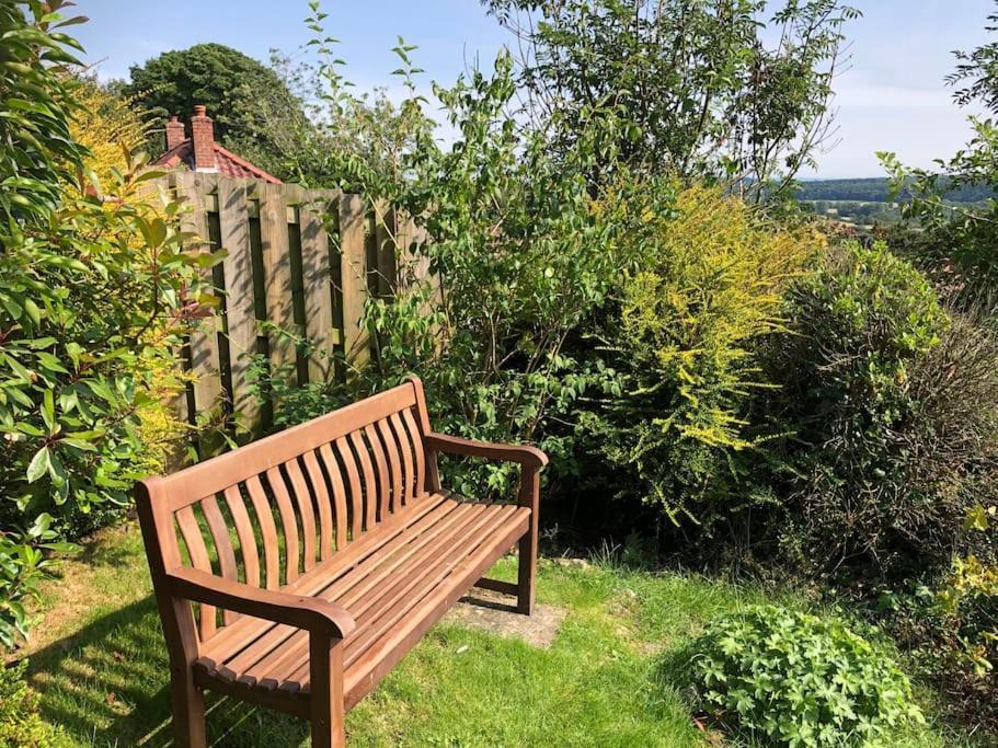 St Anthony'S, Bright Perkily Decorated 3 Bedroom House Ampleforth Esterno foto